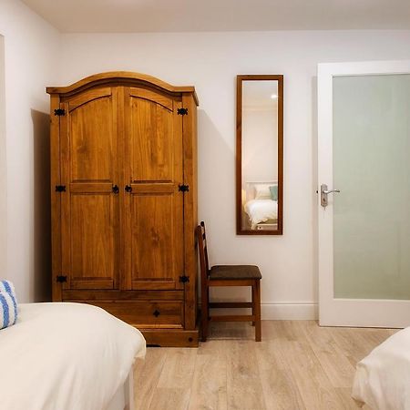 The Old Post Office Apartment Renvyle Bagian luar foto