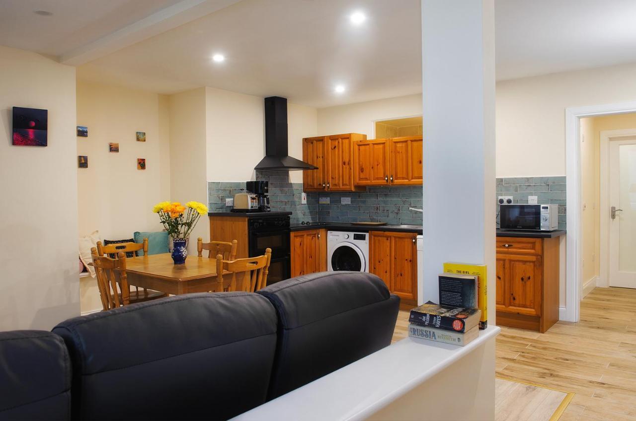 The Old Post Office Apartment Renvyle Bagian luar foto